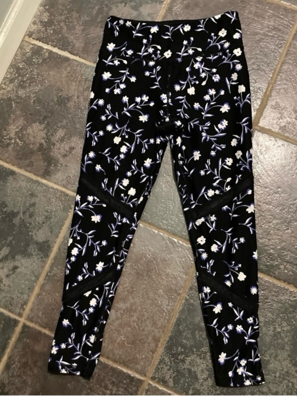 DKNY Sport Black with Floral Print Athletic Leggings Size S